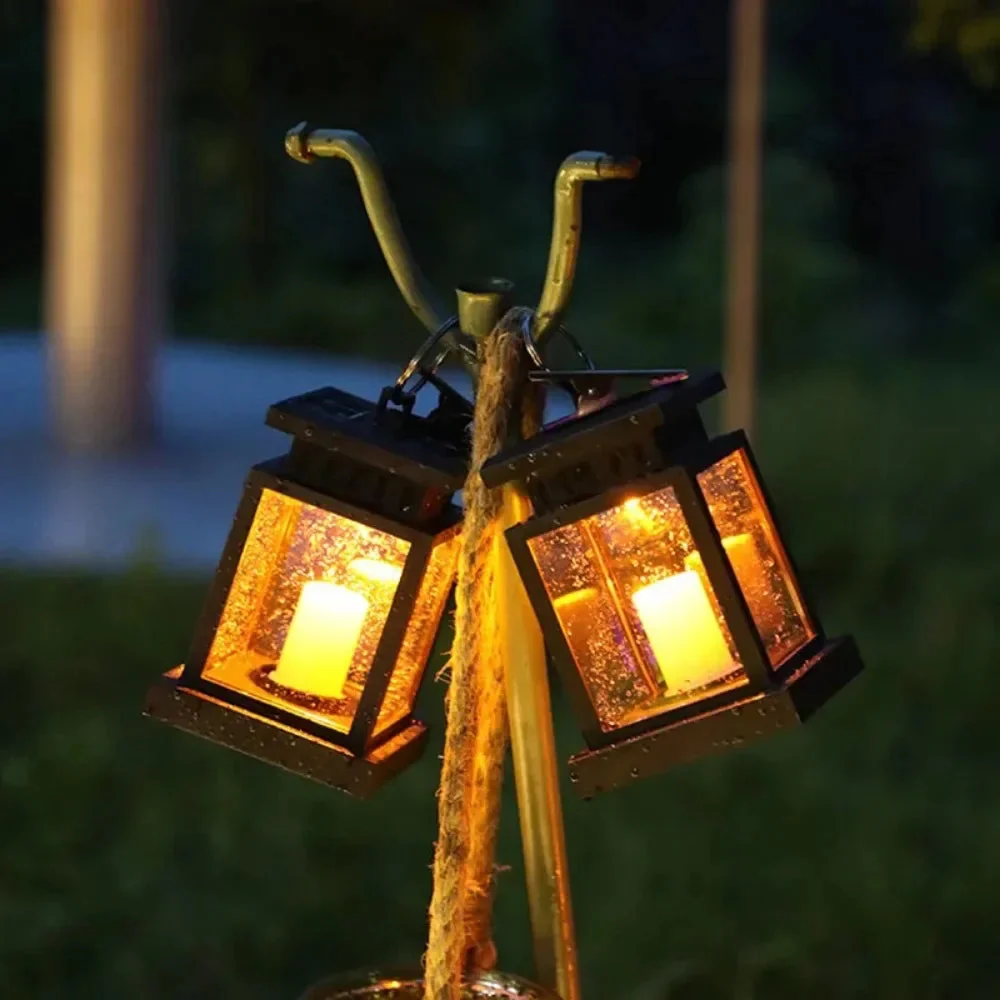 Aurinkokäyttöinen LED-Kynttilävaikutteinen Ulkovalaistus Ripustettavalla Designilla - Image 5