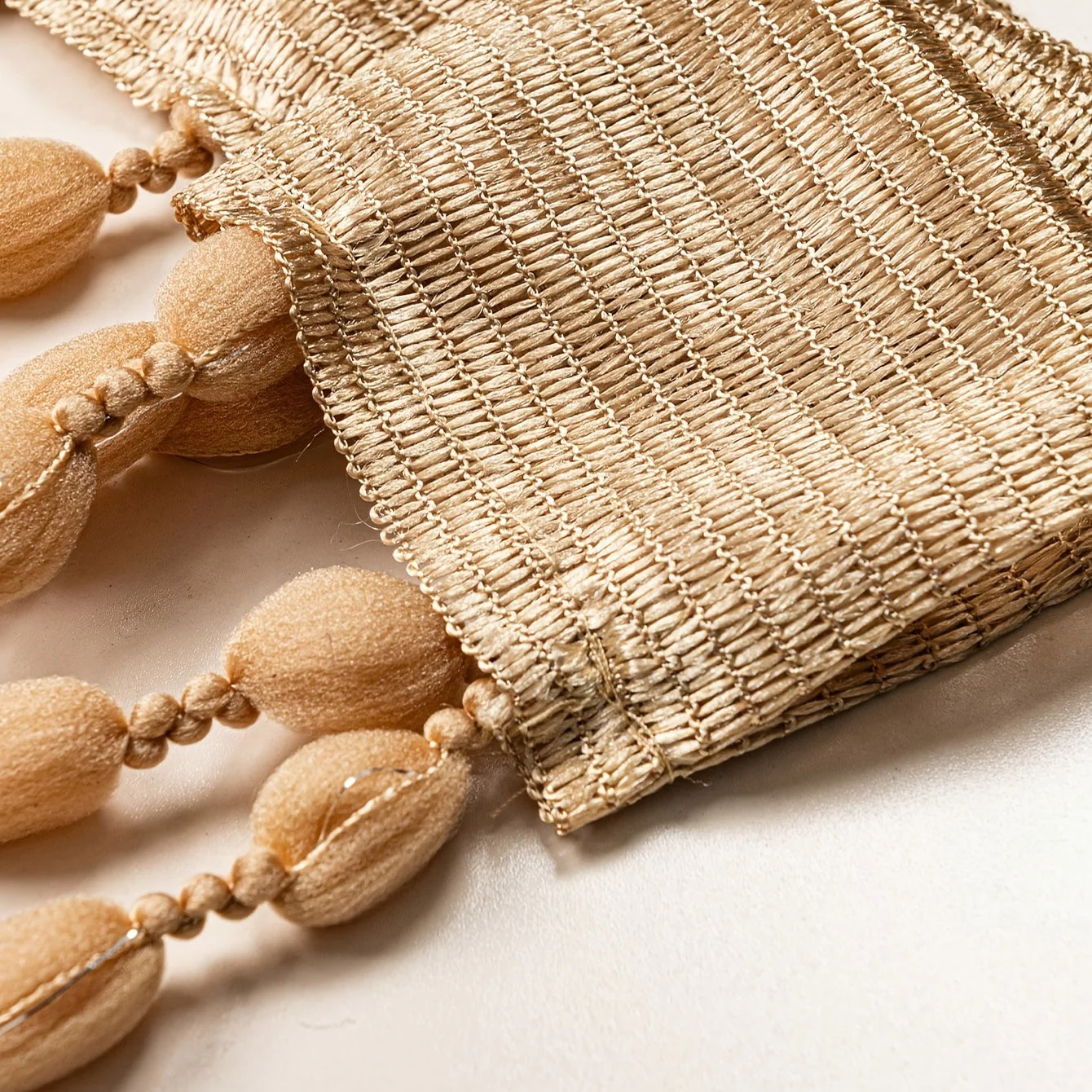 Boho Tyylinen Oviverho Helmillä Koristeltu - Image 8