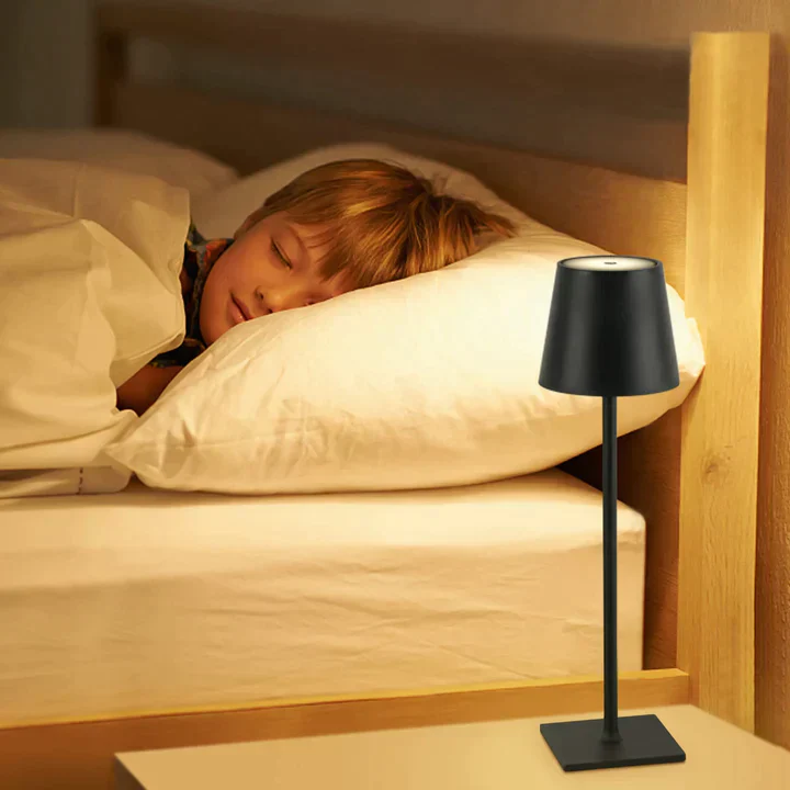 Langaton Pöytävalaisin Moderni Muotoilu LED, Vedenpitävä, Kevyt Muovi ja Metalli - Image 4