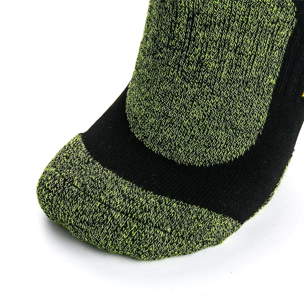 Miesten talviurheilusukat - Image 6
