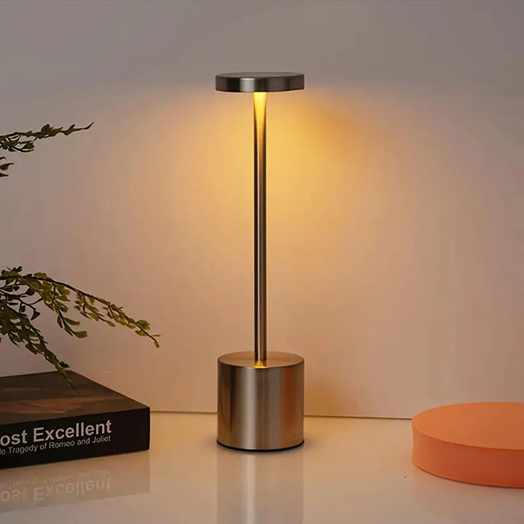 Moderni Ladattava Pöytävalaisin Innovatiivisella Kosketusteknologialla - Image 3