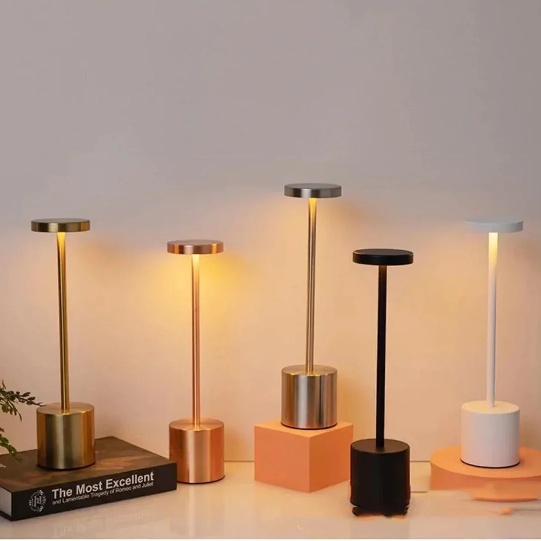 Moderni Ladattava Pöytävalaisin Innovatiivisella Kosketusteknologialla - Image 7