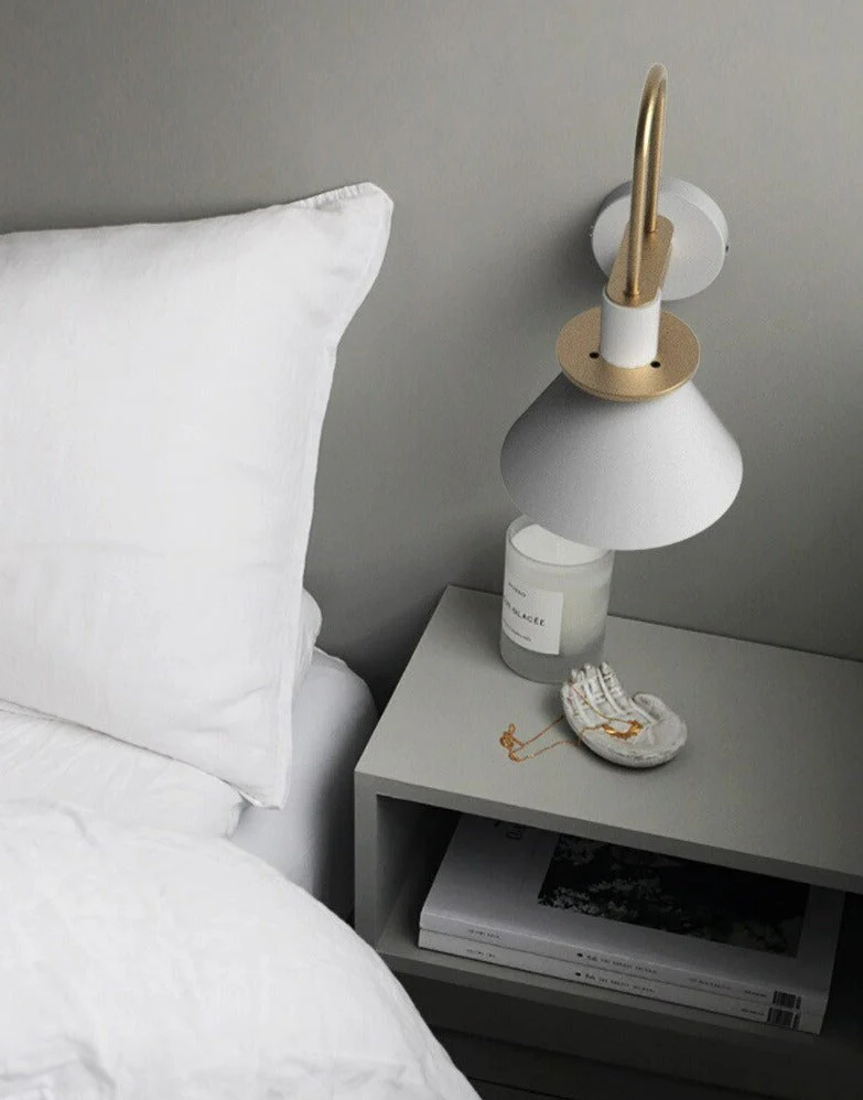 Moderni Seinävalaisin Tyylikkäällä Designilla - Image 6