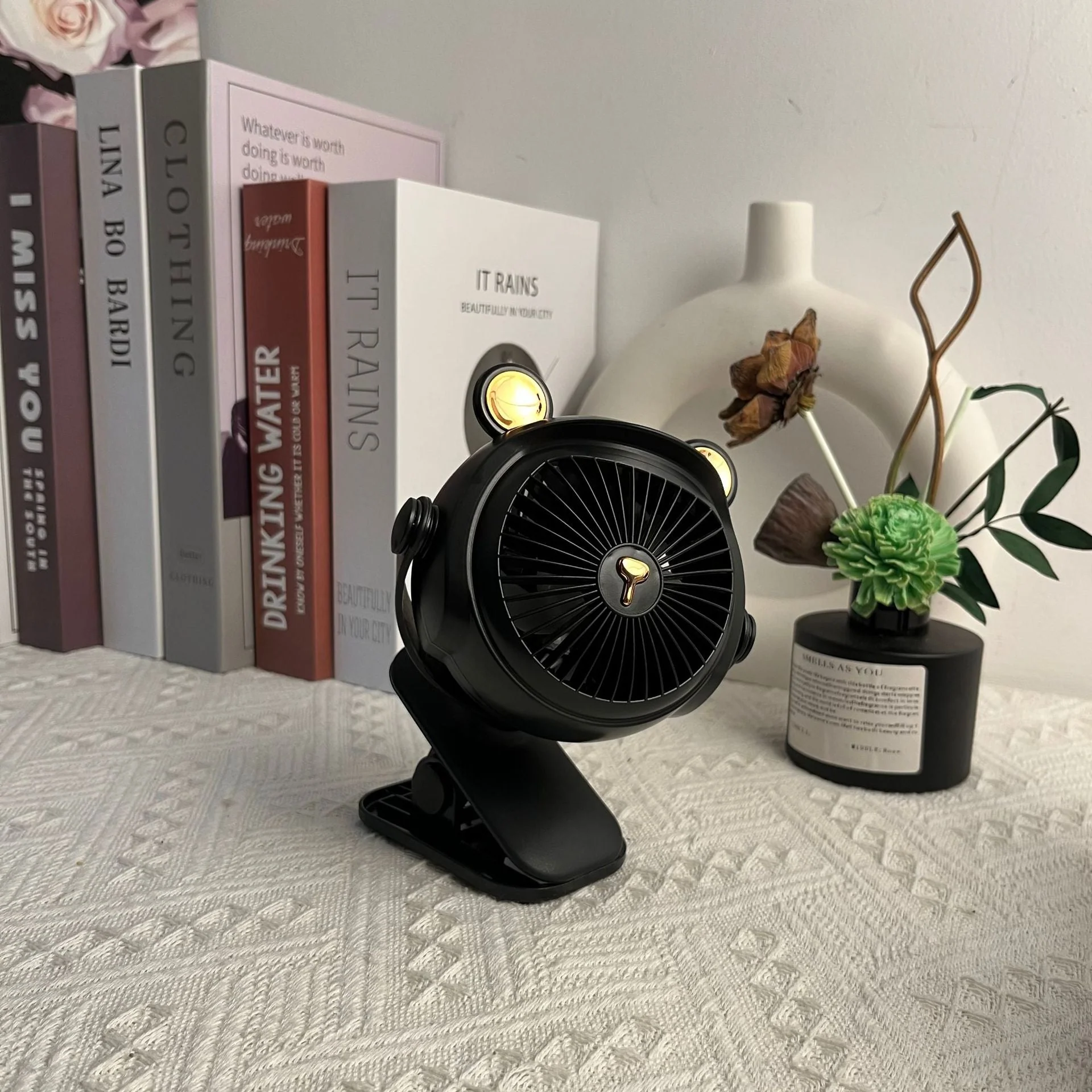 Kompakti Pöytätuuletin Hiljaisella Muotoilulla - Image 4