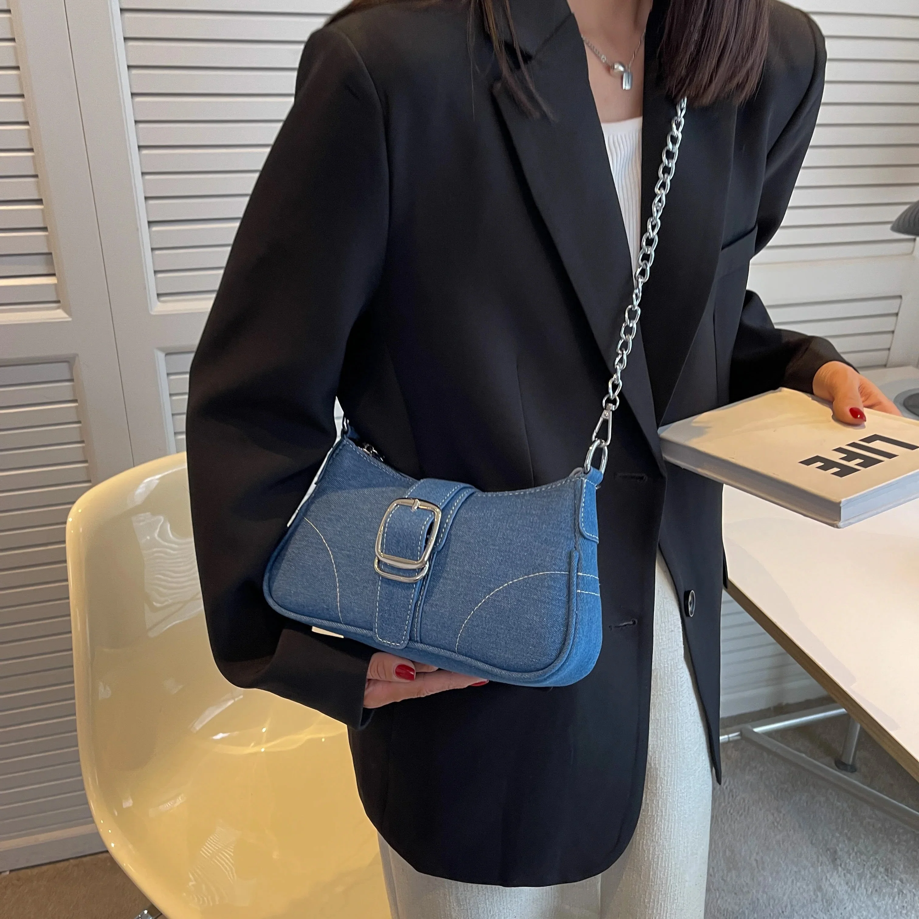 Naisten Denim Crossbody laukku - Image 8