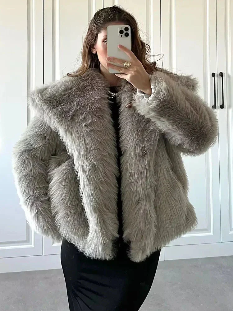 Naisten Faux Fur Takki Tyylikkäällä Ilmeellä - Image 4
