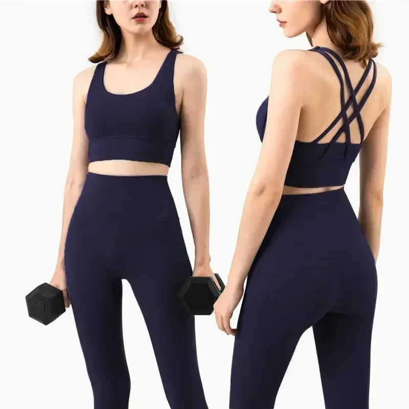 Naisten fitness-urheiluvaatteiden setti - Image 9