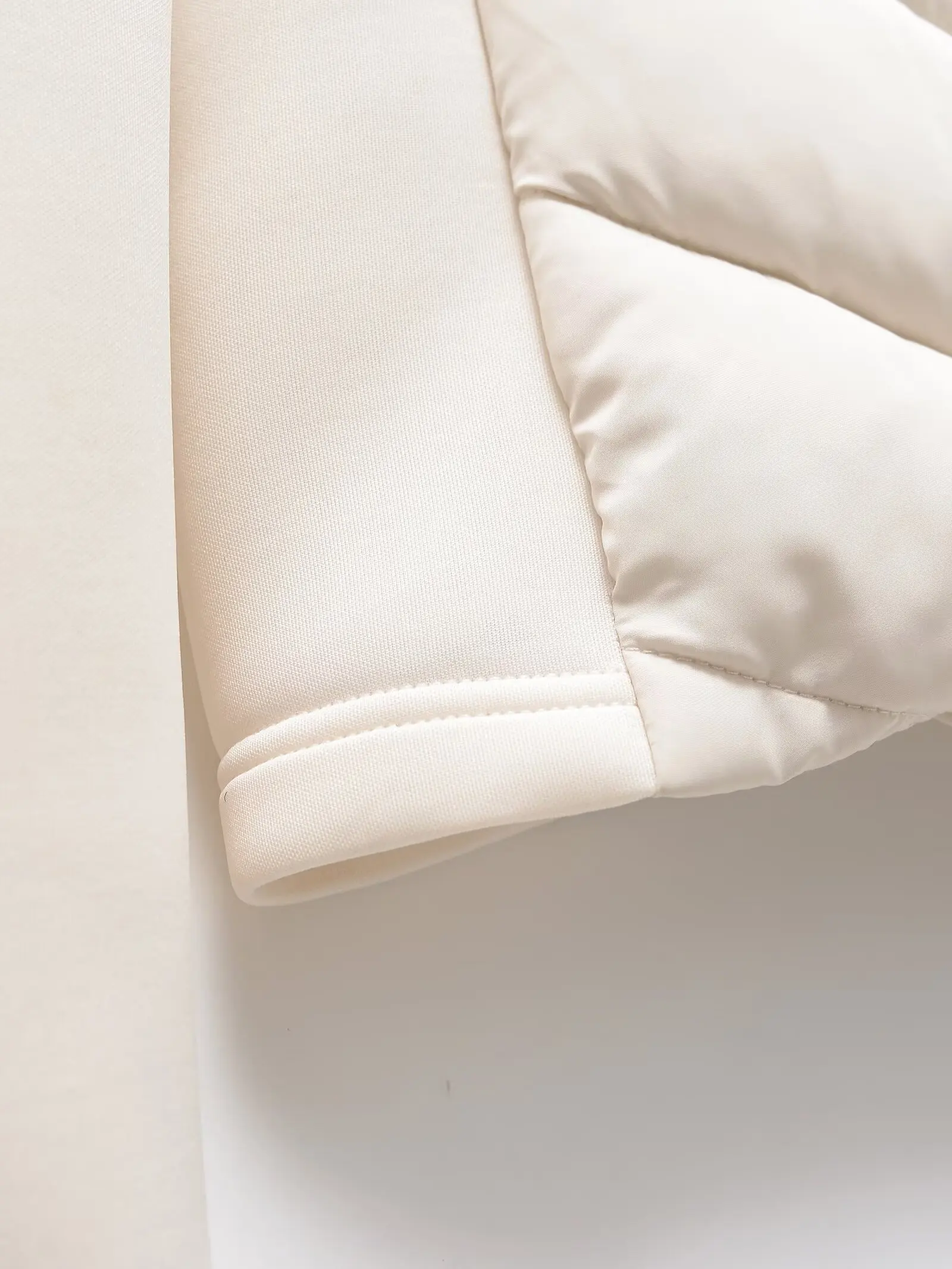 Naisten Kevättakki Hupparimalli Kevyt ja Hengittävä - Image 8