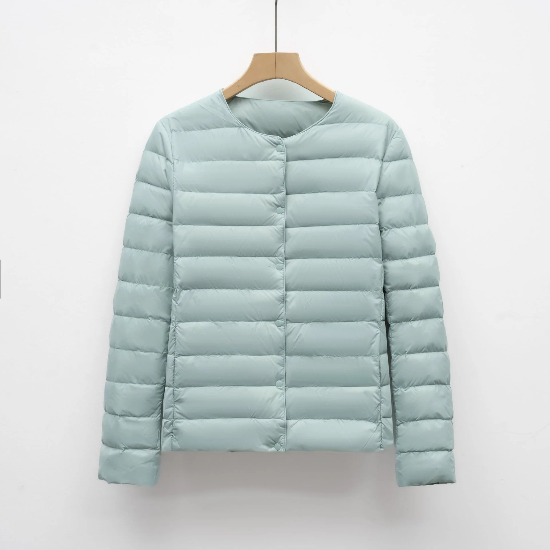 Naisten Kevyt Kylmätakki Slim Fit - Image 5