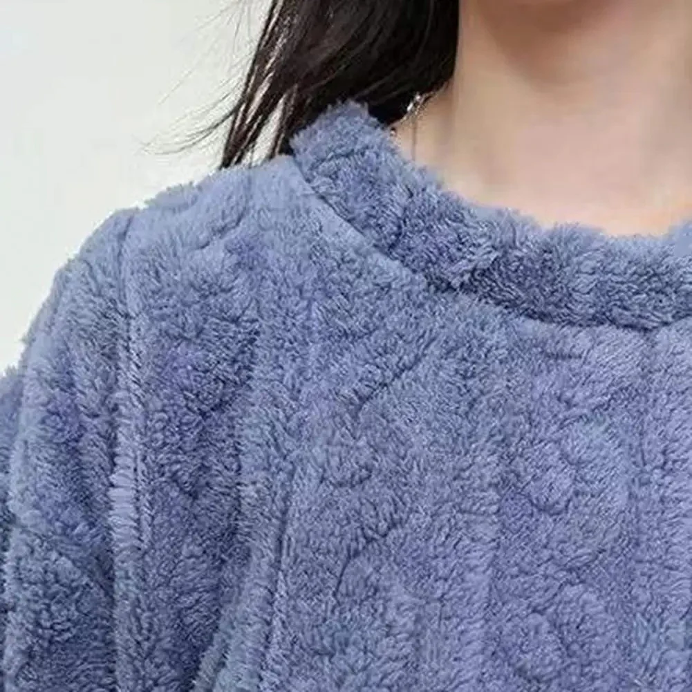 Naisten viihtyisä pyjama setti - Image 10