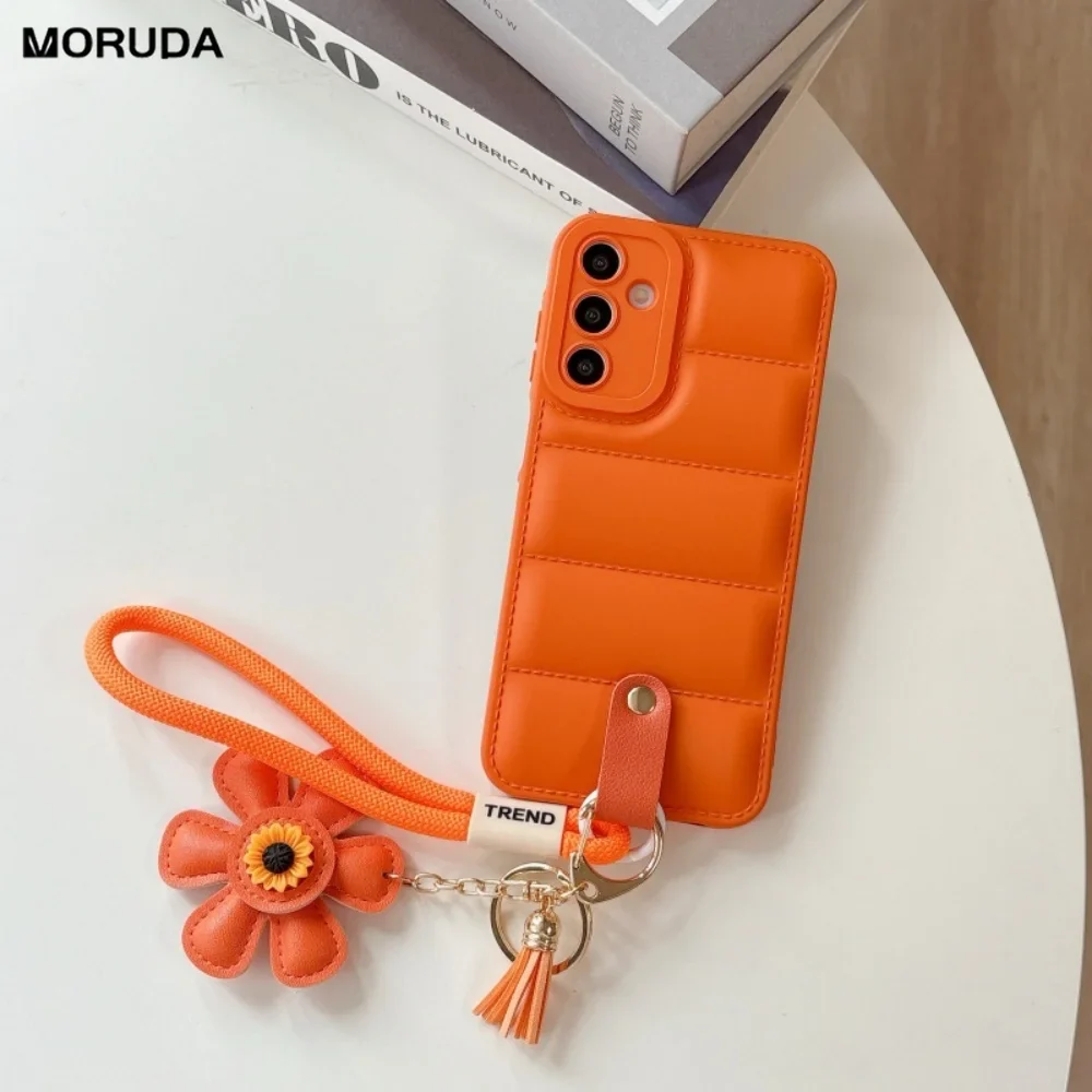 Samsung Galaxy S25, S24 Ultra, S23, S22 Plus, S21 FE, A56, A55, A54, A16, A35, A15 Suojakuori Auringonkukka Rannehihnalla