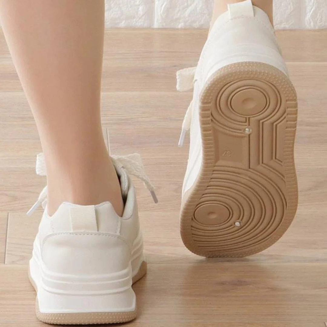 Valkoinen Chunky Sneakers naisille - Image 9