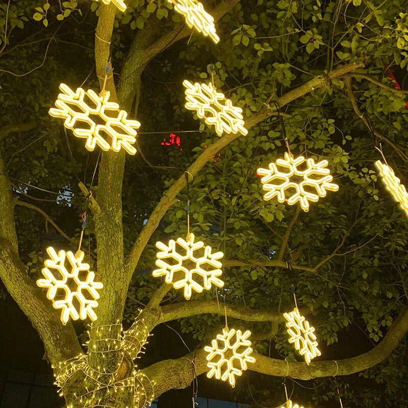 Vedenpitävät LED-lumihiutalevalot Talvikoristeisiin - Image 2